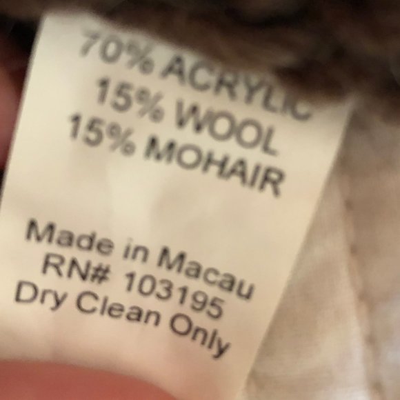 Brown Cable Beanie Cap - Picture 3 of 4